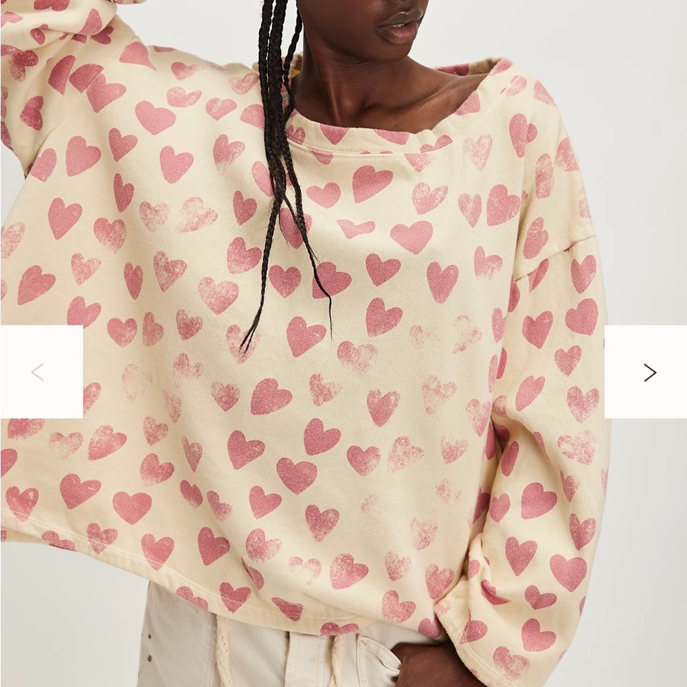 Magnolia Pearl Heart Hermosa
Sweatshirt